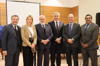 Presentan libro del profesor Eduardo Cordero en Valparaíso, Santiago y Buenos Aires