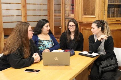 Estudiantes de la carrera Contador Auditor de la PUCV apoyan a emprendedores de la Región de Valparaíso