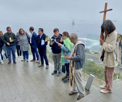 Vía Crucis en Campus Recreo PUCV