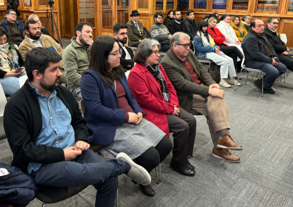 Exitoso lanzamiento del libro "El Eterno Ahora" del renombrado teólogo Paul Tillich en la Casa Central PUCV"