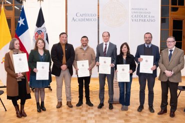 Capítulo Académico realiza ceremonia en reconocimiento a los nuevos académicos y académicas que obtuvieron su jerarquía de titular