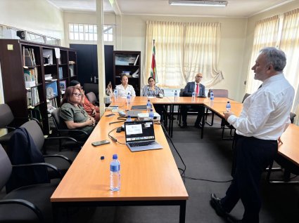 Participación del director del Instituto de Geografía en las reuniones Asociación de Estados del Caribe en Surinam