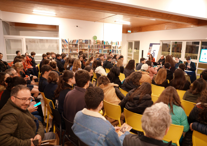 Lanzamiento del libro "Santa María, Madre De Dios. Maternidad divina de María"