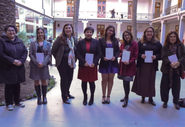 Presentan libro "Problemáticas de Género en el Derecho del Trabajo" en la PUCV