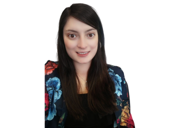 Académica de la Escuela de Comercio destaca por su trayectoria investigativa y proyección internacional