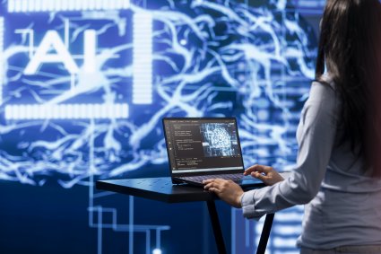 Investigación interdisciplinaria de la PUCV analiza impacto de la IA en la enseñanza universitaria