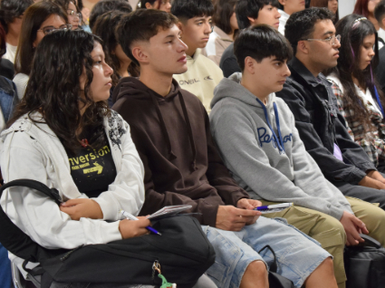 ¡Primer día de clases! Estudiantes de la Facultad inician su primer año universitario