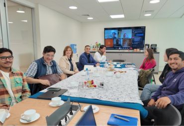 Pedagogía en Educación Física PUCV culmina proceso de autoevaluación interna con visita de par evaluadora