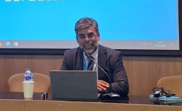 Director del Programa de Ciencias para la Familia representa a la Universidad en Workshop Internacional