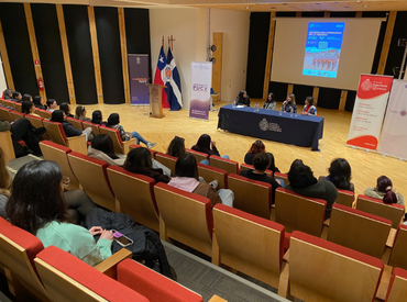 “Ingenieras en Acción": El proyecto PUCV que conecta a estudiantes con referentes de la minería