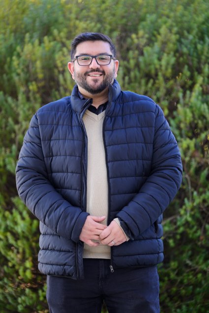 Profesor Fernando Gómez y equipo de investigadores trabajan en la creación de una innovadora vacuna para controlar el BKD