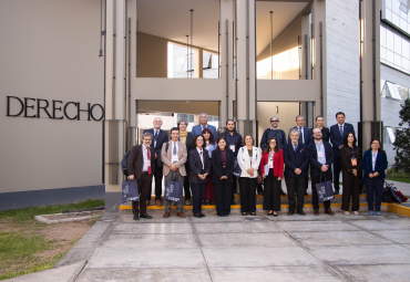 Decano y ex Decana de Derecho PUCV participan en el XVI Encuentro Anual de la Asociación Iberoamericana de Facultades de Derecho Sui Iuris en Lima