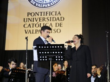 Concierto dedicado al amor y la amistad da inicio a nuevo ciclo del rector Vásquez
