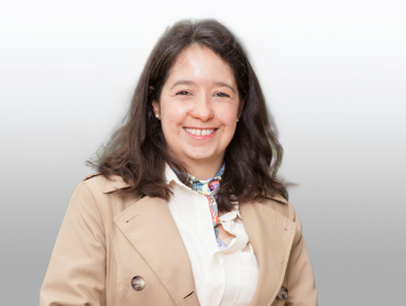 Académica Natalia Gándara obtiene reconocimiento internacional con el SKLAC Article Prize