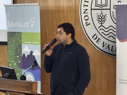 SaviaLab reúne a estudiantes de seis establecimientos para avanzar en sus proyectos de innovación
