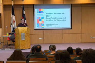 PUCV fortalece coordinación con unidades académicas para enfrentar proceso de Admisión 2027