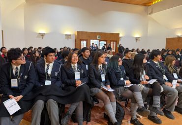La pastoral en conjunto con PUCV Sostenible expusieron el documental “La Carta”: Documental sobre medio ambiente con el Papa Francisco como “protagonista”.