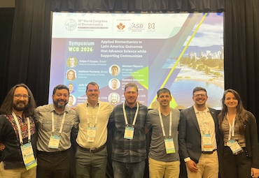 Académico de la Escuela de Educación Física presentó investigaciones sobre biomecánica y salud ósea en Congreso realizado en Canadá